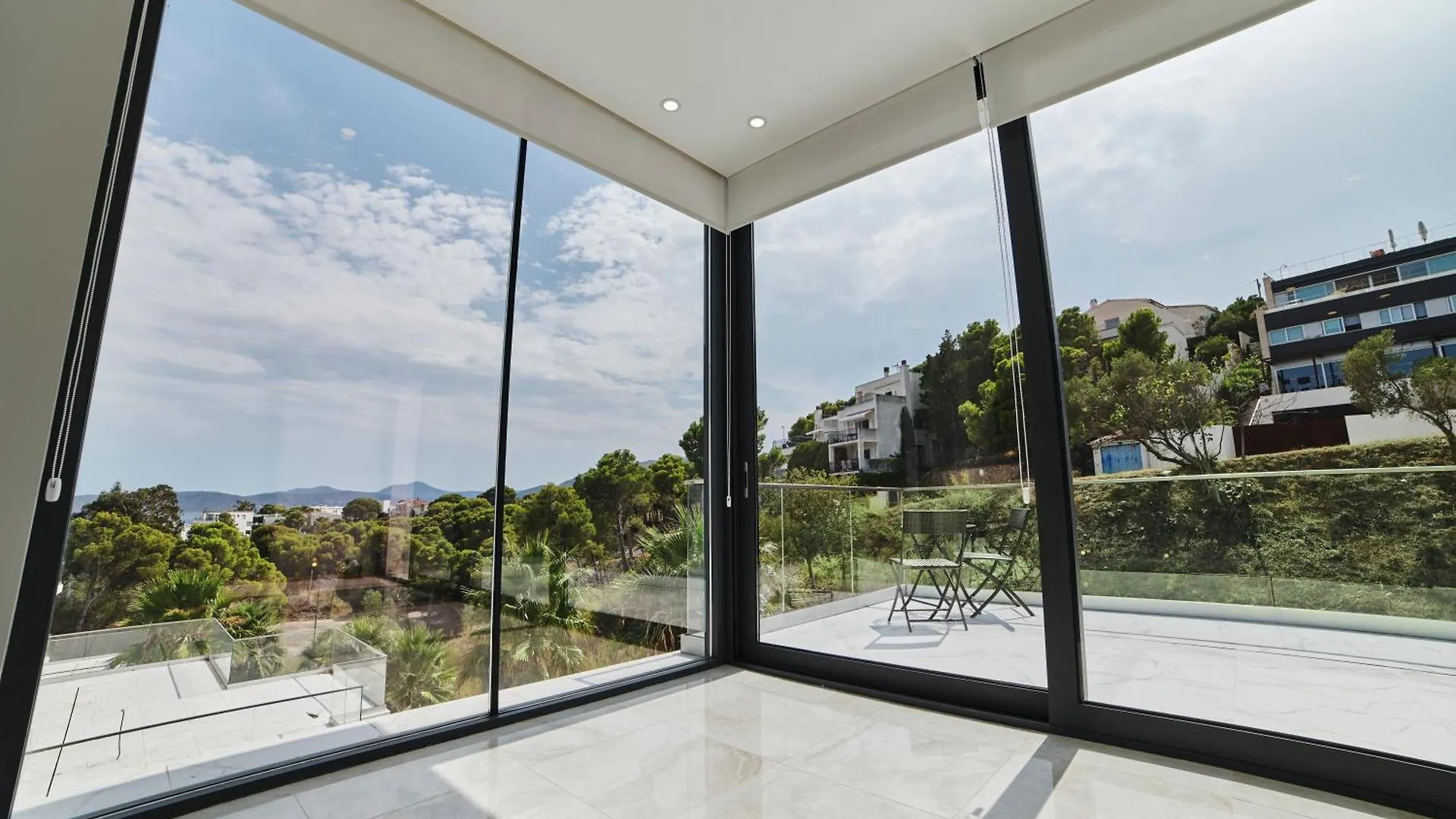Villa Moderna Welcs Emp-097- Con Piscina Llanca 0*,  Spain